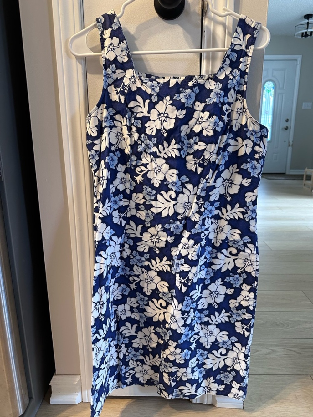 Reitmans Navy and White Floral Midi Dress